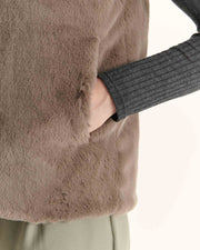Doudoune avec des cristaux Swarovski®️ sans manches réversible Grand Froid Taupe Daria